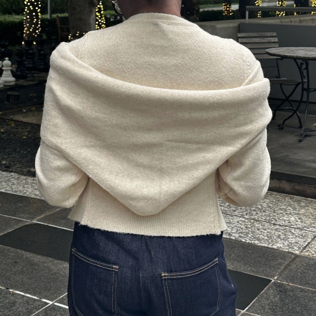 The Oat Triangle Scarf